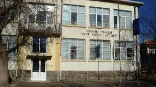 25 юни РУ Образование&quot; канят на изложба днес