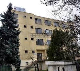 Починалият, миналата седмица в двора на Ямболската болница