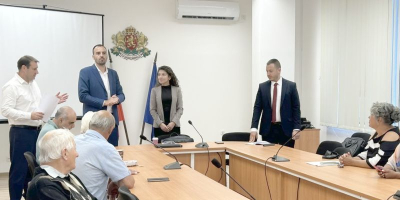 Съвместно с областния управител народни представители от „Прогресивна България“