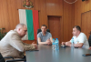 Кметът Валентин Ревански и главният архитект на община Ямбол