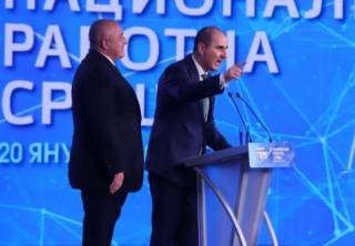 Стане ли напечено, Борисов се крие на село, не в Европа