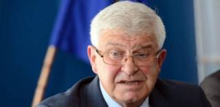 Министърът на здравеопазването удължи до 12 април рестриктивните мерки