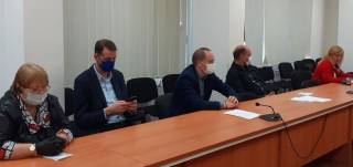 В ЯМБОЛ ЩЕ РАЗДАВАТ МАСКИ„ ДЕЗИНФЕКЦИРАНЕТО ПРОДЪЛЖАВА