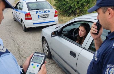 25-годишна засечена да управлява &quot;дрогирана&quot;