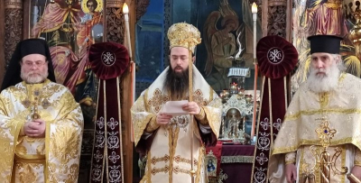 Архиерейска литургия с послание за вяра и единство в Ямбол