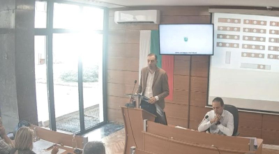 Приключи заседанието на Общинския съвет на Ямбол. По-малко от час...