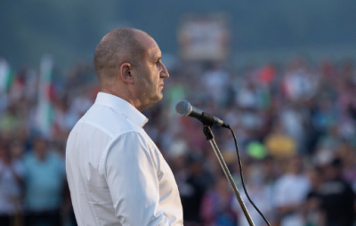 Българският Президент Румен Радев на церемонията по издигането на