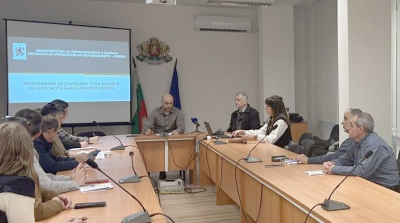 За училищната мрежа в Областна администрация