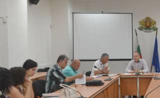 Областната комисия „Военни паметници“ с