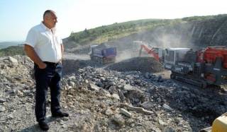 Цунамито "Борисов 3" помете бюджетния излишък