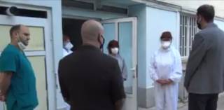 Кметът на Ямбол Валентин Ревански поздрави медицинските сестри за техния празник.