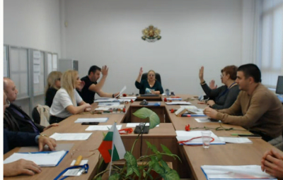 На заседанията си в петък и събота Районната избирателна комисия на РИК Ямбол