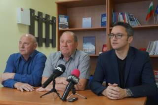 Кристиан Вигенин: ГЕРБ иска служебно през закона да манипулира местния вот