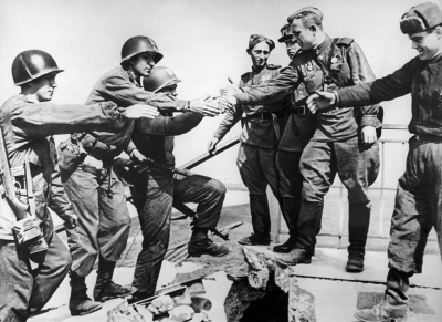 Честит 9 май - Ден на Победата над фашизма /през 1945 година/