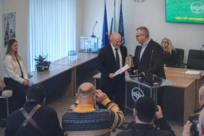 ВИДЕО -На Празника на Община ТУНДЖА, на Тържествено заседание на Общинския съвет бяха връчени награди